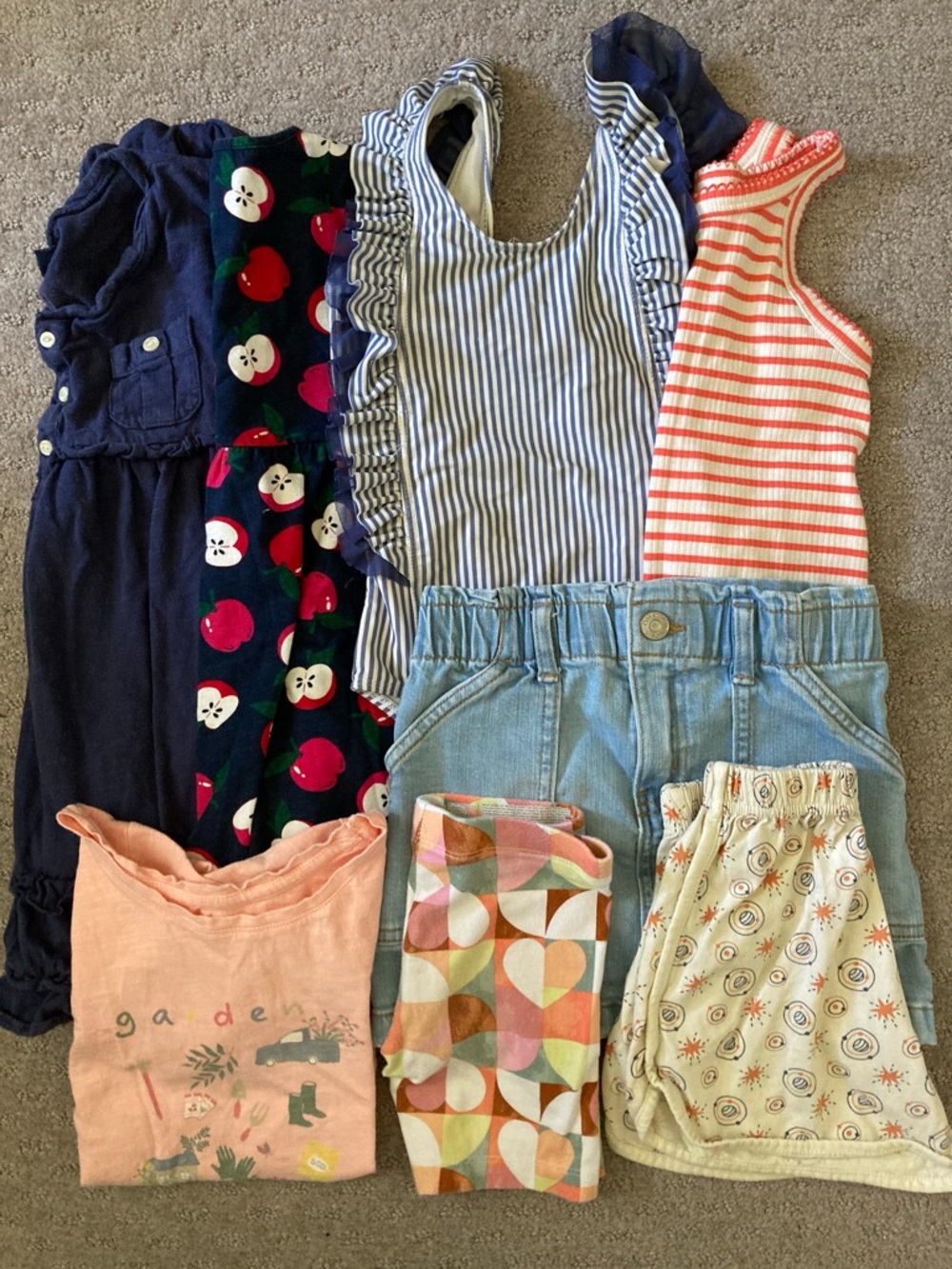 8-pc Bundle assorted little girl clothes, Sz 4-5.